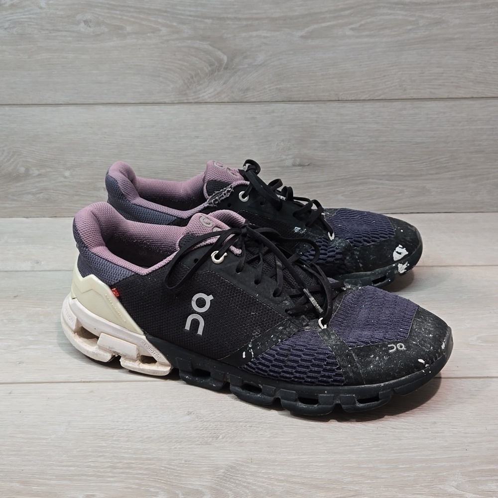 On Running Mens Cloud Sneakers shoes sz 10